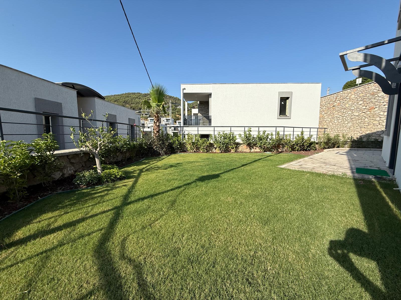 Bodrum Konacık Acropol City Satılık 2+1 Bahçe Katı Daire