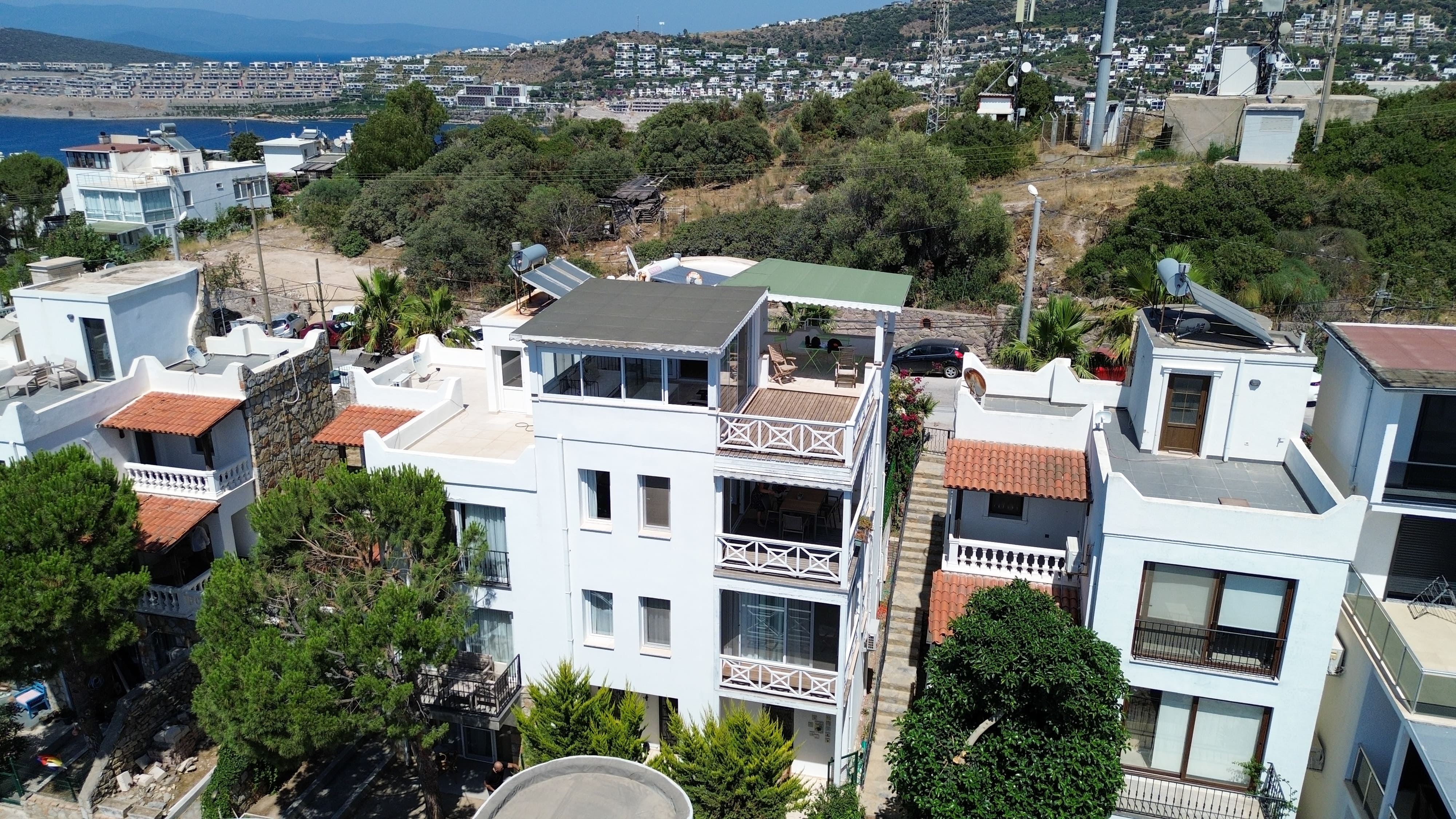 Bodrum Gündoğan Satılık Deniz manzaralı plajlı Villa