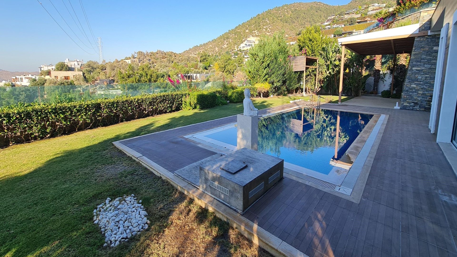 Single-Storey 5+2 Villa with Panoramic Sea View in Konacık, Bodrum