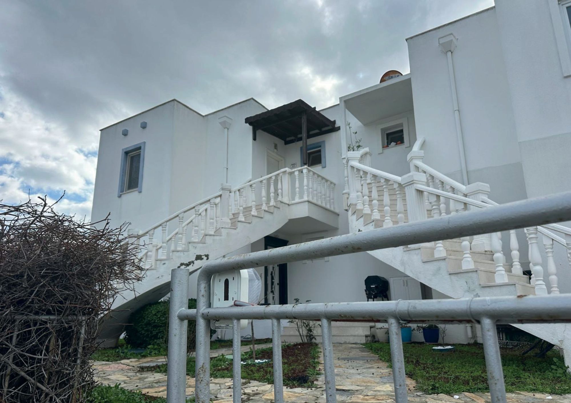 Bodrum Yalıkavak Spacious Upper Floor Apartment for Sale with Scenic View in a Gated Community