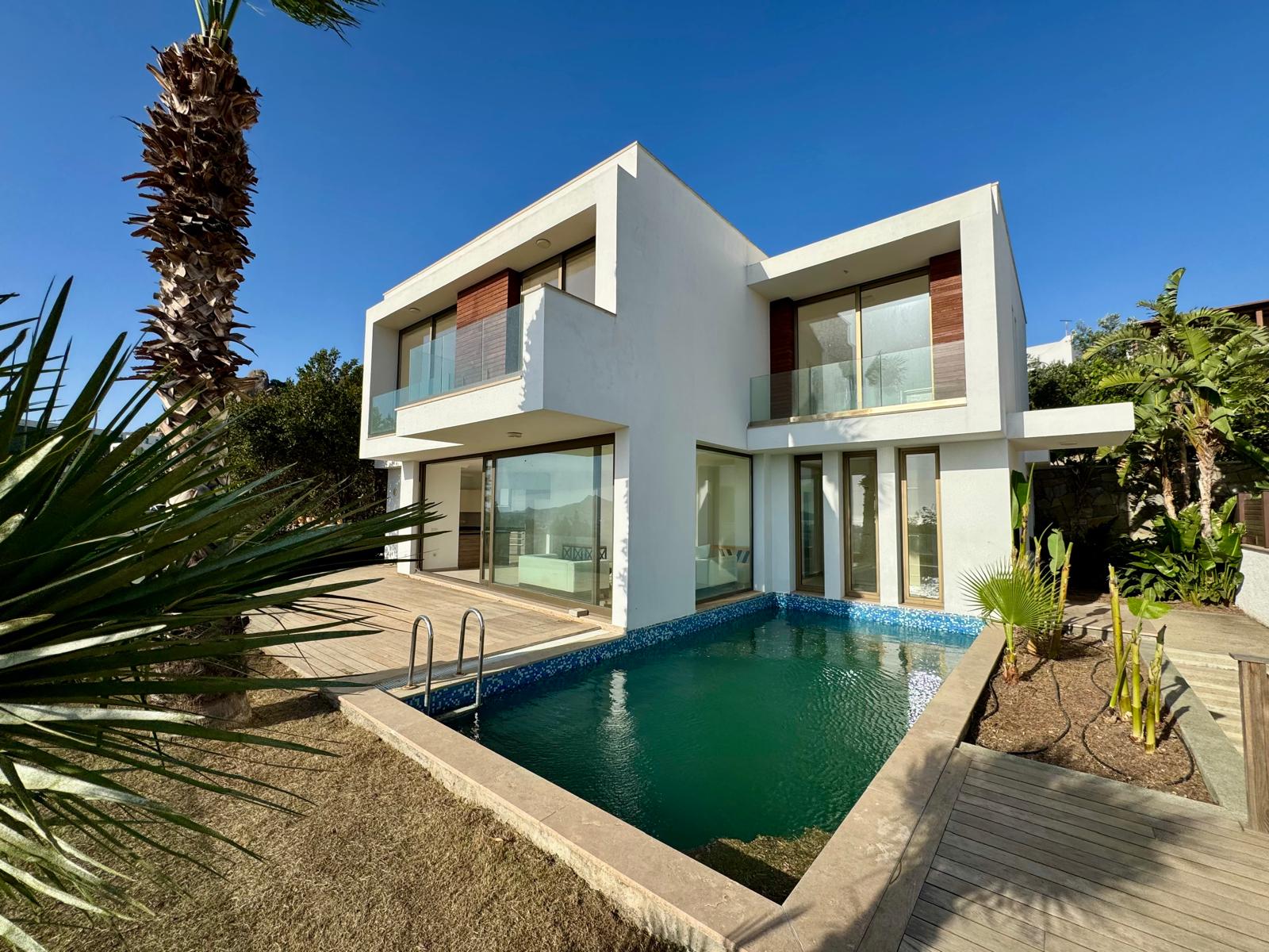 Villa for Sale with Marina View in Bodrum Yalıkavak Central Location
